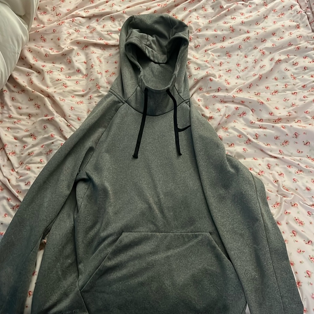 Small Nike hoodie!